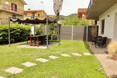 Image de DarìaHome Secret Garden: Comfort and Relaxation in the center of Bolsena, 5 minutes from the Lake