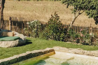 Image de Villa traditionnelle avec vue sur la baie d'Algajola