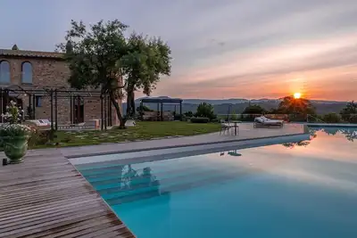 Tuscan Villa with Bespoke Experiences