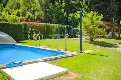 Image de Belle maison de vacances privée avec piscine privée, Wifi, bain à remous, Tv, animaux admis