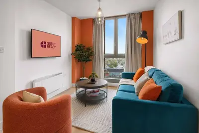Image de GuestReady - Chic 2-Bed Apartment with Balcony