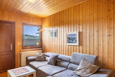Image de Appartement « Rennsteig Blick » avec vue sur la montagne, terrasse privée et Wi-Fi