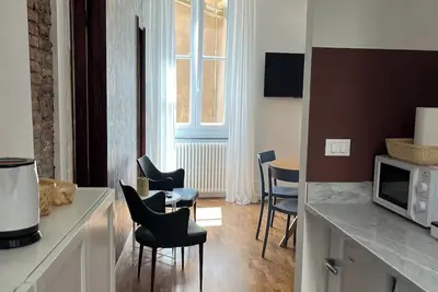 Image de Elegantly renovated apartment in proximity to Aquarium & Waterfront