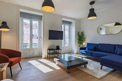 Image de Classy 3-Bedroom Lisbon Apartment by LovelyStay