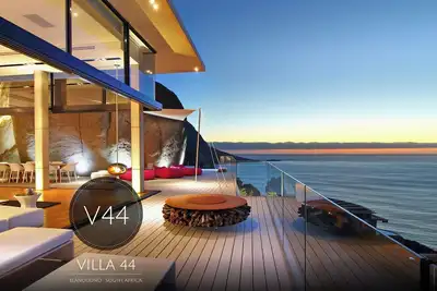 Image de Villa Mirage is perched above Llandudno with panoramic ocean views