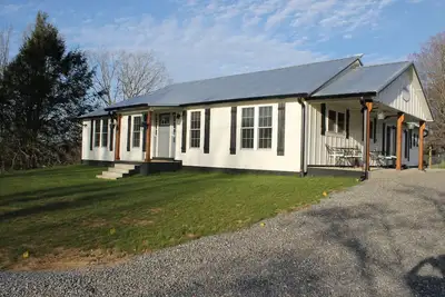 Image de Watauga Lake Cherokee Nat'l Forest. New house, fenced, firepit, pet friendly.