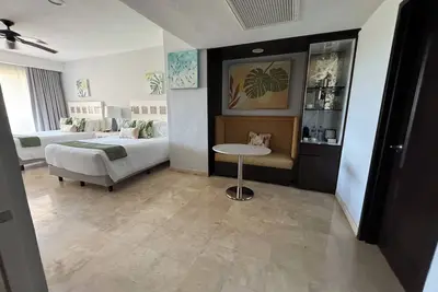Image de Cozy hotel suite with Ac in cool Cancún