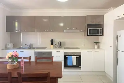 Image de 3 bedroom townhouse in Kingston