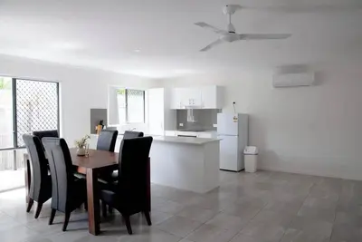 Image de Spacious 3 bedroom unit in Loganlea