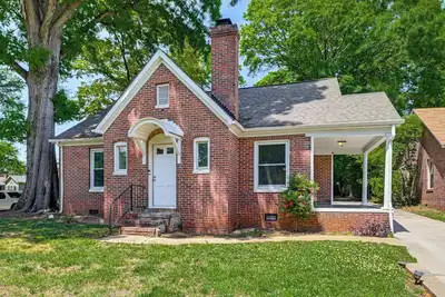 Image de Charlotte Home 2 Mi to Center City: Free Parking!