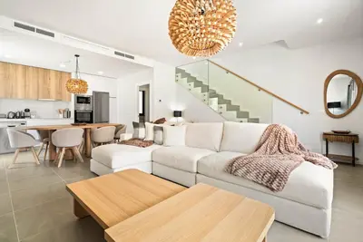 Image de Rdr554 – Gorgeous 3 Bedroom Townhouse in Alya Mijas