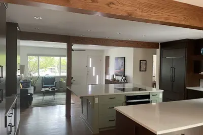 Image de Fully updated 4-bedroom house in the heart of Boulder!