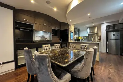 Image de Phnom Penh 4-bedroom Luxury Townhouse