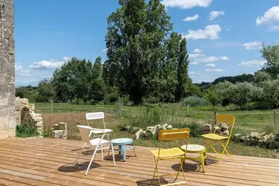 Image de A 10 min de St Emilion! Maison en pierre au cœur du vignoble et de la campagne!