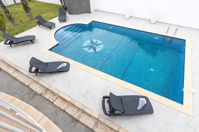 Image de Villa Dalia avec piscine : vue montagne, Wi-Fi et climatisation