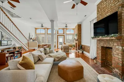 Image de Historic & Bright 3 Br Home in Church Hill - Walk to Chimborazo Park - Pets