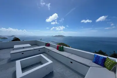 Image de Elm Villa - exceptional beach & peaceful ocean views, with pool, Ac & 4 bedrooms