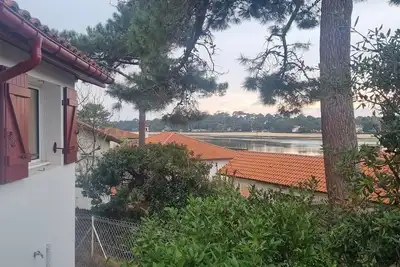 Image de Maison de charme à Hossegor avec vue exceptionnelle sur le lac et couchers de soleil