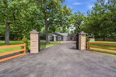 Image de Peaceful Gated Getaway