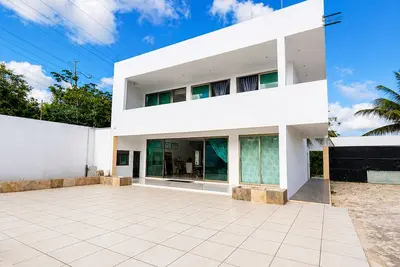 Image de Jungle Mansion - 6 Bedroom - Pool Volleyball - Outdoor Bar