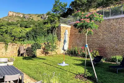 Image de Superbe demeure avec Jardin accès Roche - 15 pers.