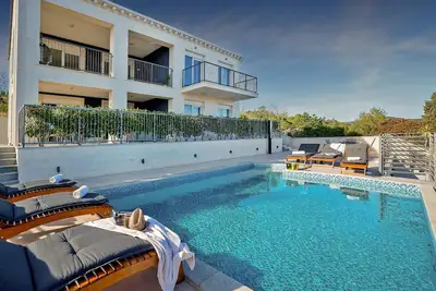 Image de Nice home in Lumbarda with private swimming pool, can be inside or outside