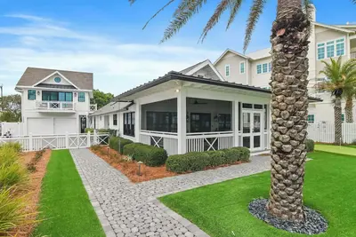 Image de 3br gulfview escape, with a private beach, putting green, and fire pit