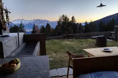 Image de Stunning view of the Dolomites and the Alps