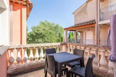 Image de T3 avec vue sur la Provence | Piscine sur place