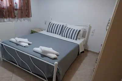 Image de Appartement « Menidi 101 » avec vue sur la mer, balcon et Wi-Fi