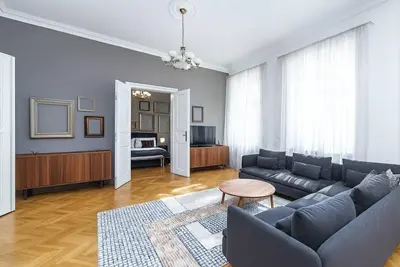 Image de Top flat close to Wenceslas square with parking