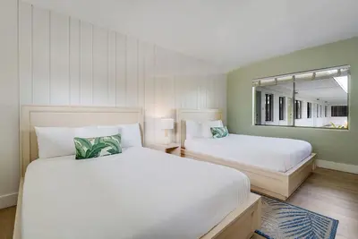 Image de Affordable Islamorada Stay | Free Breakfast & Parking | Pool | Pet-Friendly