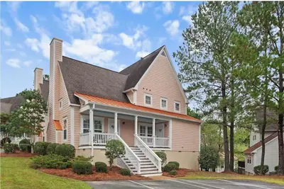 Image de Cozy 3-bedroom cottage in gorgeous Williamsburg with Ac and fitness room