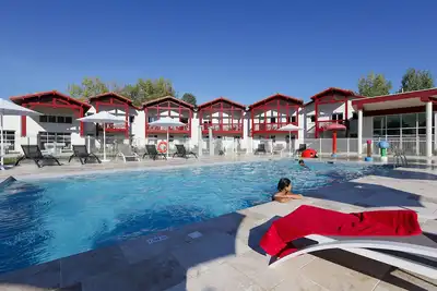 Image de T2 au calme avec accès piscines | Hammam & wifi