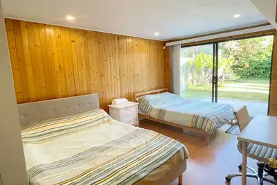 Image de 2 Beds Garden Suite w/ private bathroom near Yvr Airport and Transit