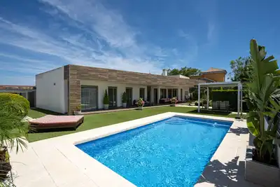 Image de Casa Maravillosa Luxury Villa on Costa Blanca -private pool and garden
