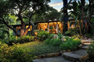 Image de Serenity Garden Retreat – Private Tropical Estate in Montecito