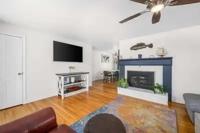 Image de Peaceful Stay with Town Cove Access