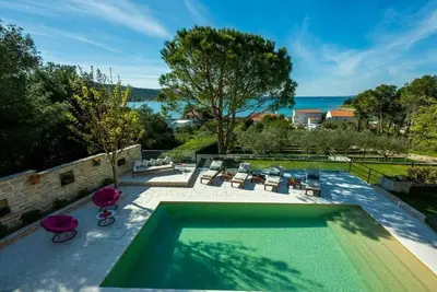 Image de Villa Barotul avec piscine