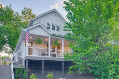 Image de Tremont Retreat w/ Putting Green Near Downtown
