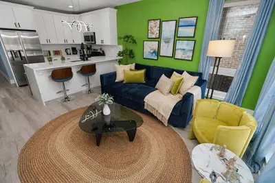 Image de Pilsen Family-Friendly 3br Retreat with Free Parking