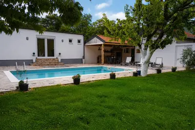 Image de Luxury Villa with Pool & Mountain Views near Mostar