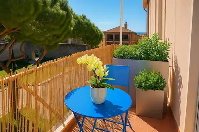 Image de Sea-View Apartment Piombino - Terrace, 4 Min to Beach, Elba Ferry