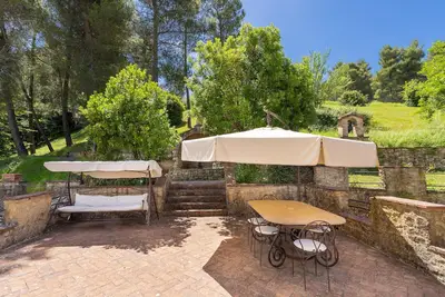 Image de Appartement 'Podere Del Botruccio - Fiordaliso' avec piscine, terrasse privée et Wi-Fi