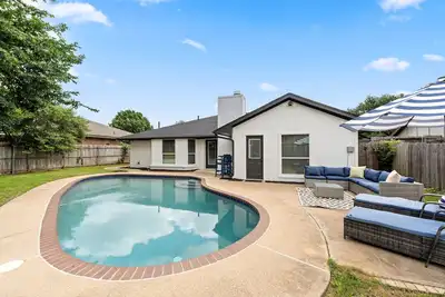 Image de Private Pool | Near Dfw
