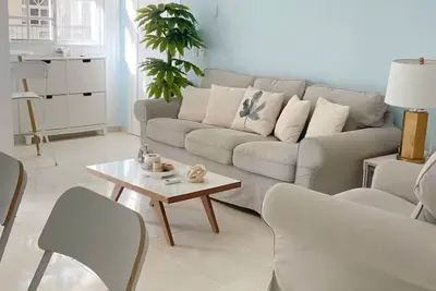 Image de Cozy 2br/2Bth walk 2 the beach. Pool view & Wi-Fi