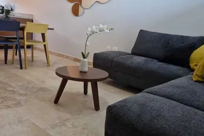 Image de Modern and Quiet Apartment