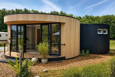 Image de Lovely home in Hoogersmilde with swimming pool