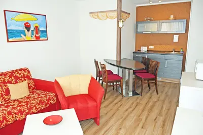 Image de 2-room family vacation apartment Park 444 - Park-Ferienwohnungen Ostseebad Sellin
