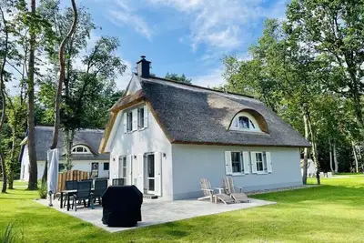 Image de Maison de vacances au bord du lac et à la campagne